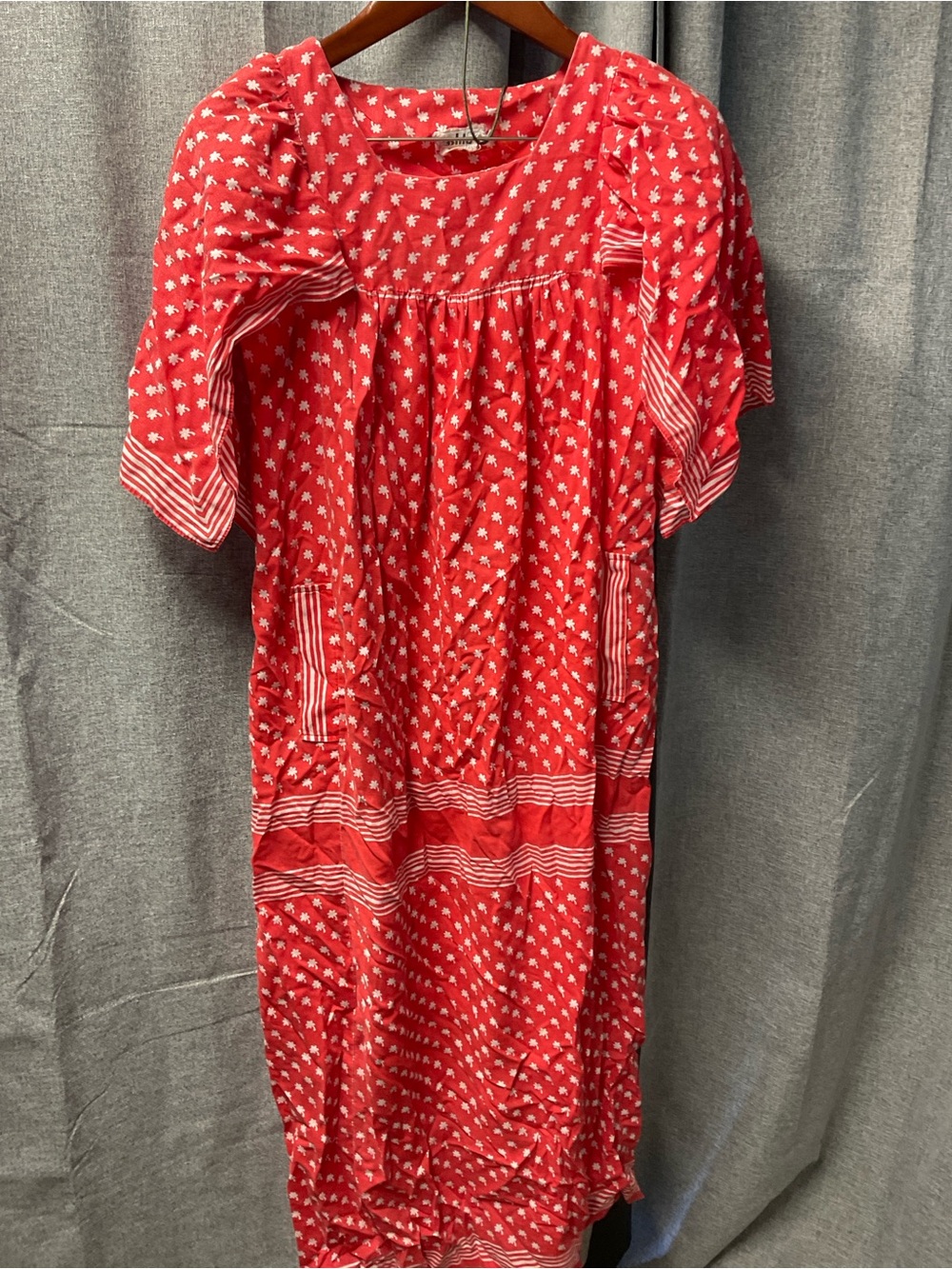 Red white vintage hippie cotton caftan dress 1960s
